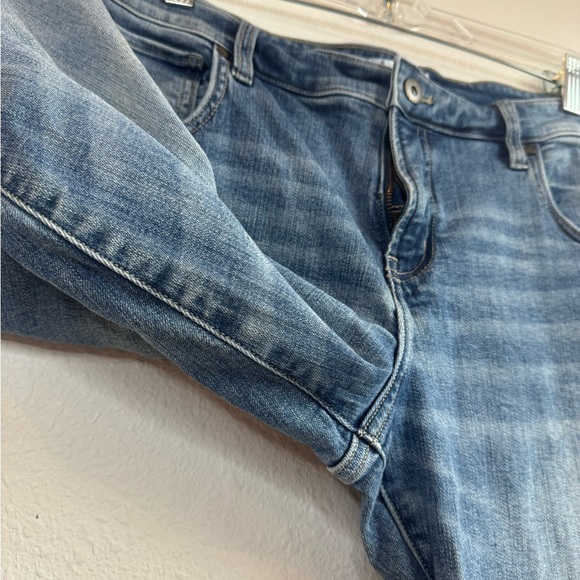 CARVE DESIGNS ‘Carson’ Jeans - Picture 7 of 14